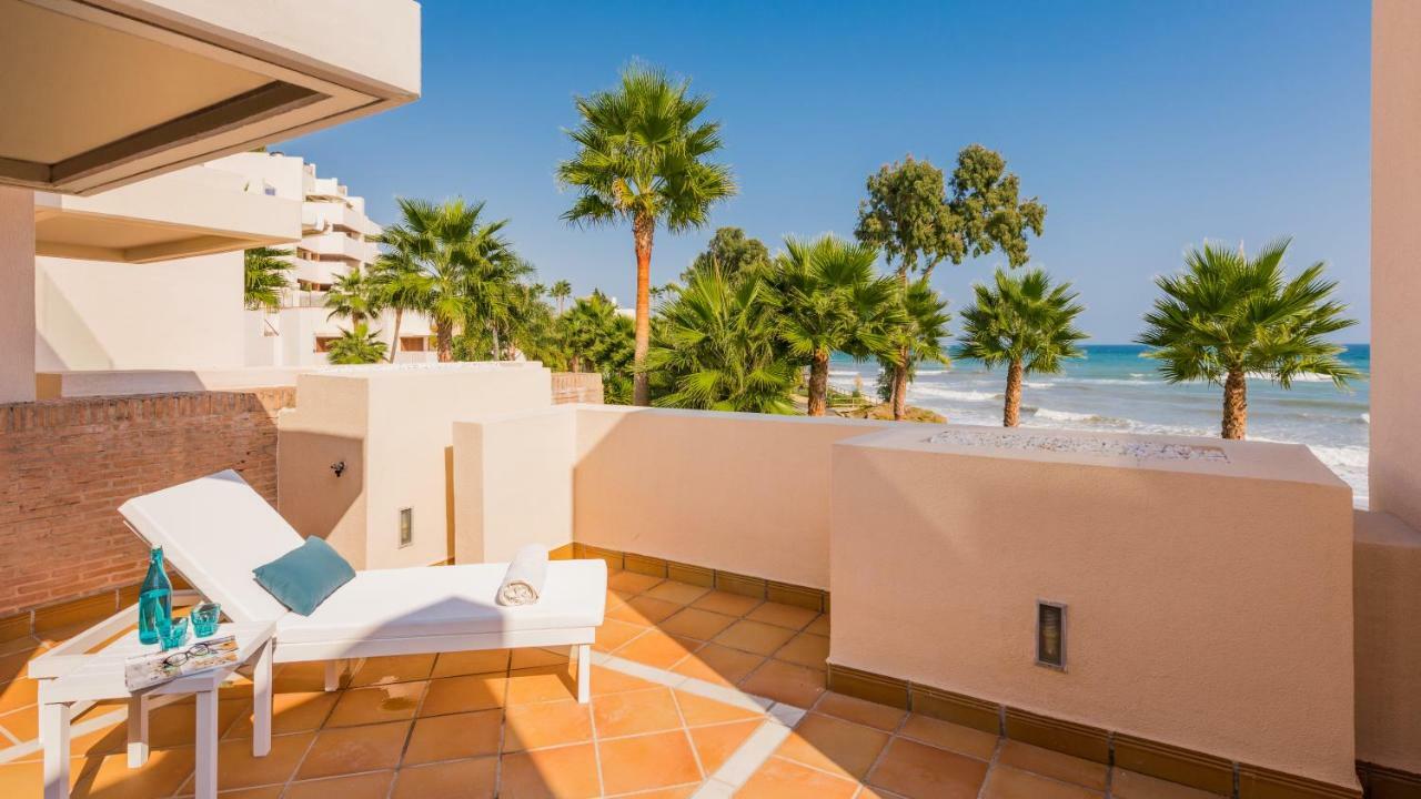 Bahia De La Plata Luxury Apartments Estepona Kültér fotó