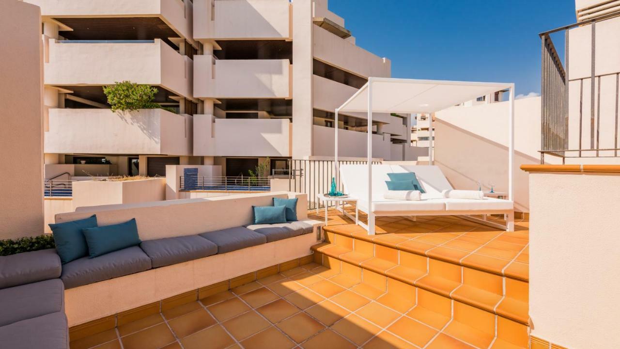 Bahia De La Plata Luxury Apartments Estepona Kültér fotó