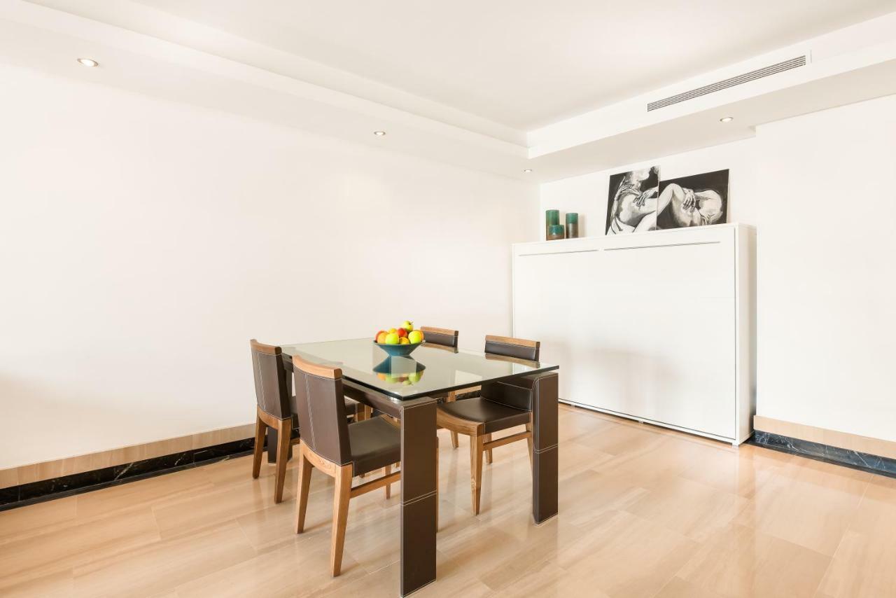 Bahia De La Plata Luxury Apartments Estepona Kültér fotó